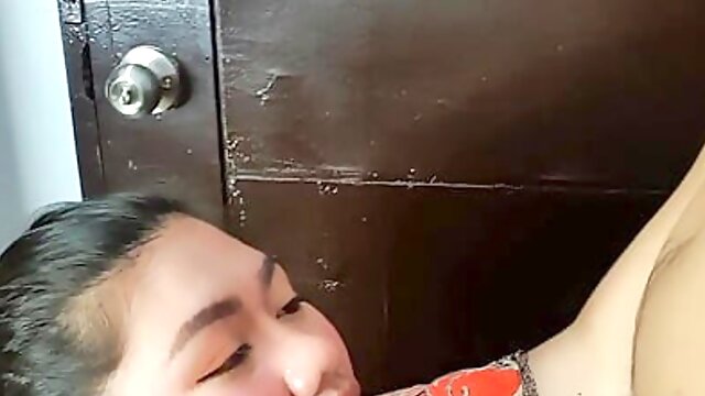 Filipina Blowjob