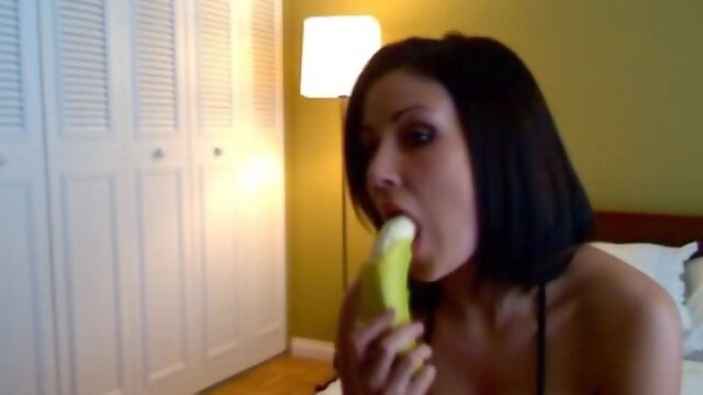 Banana Blowjob