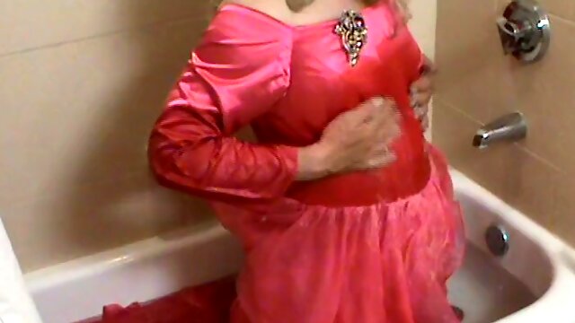 Pretty prom gown in the tub