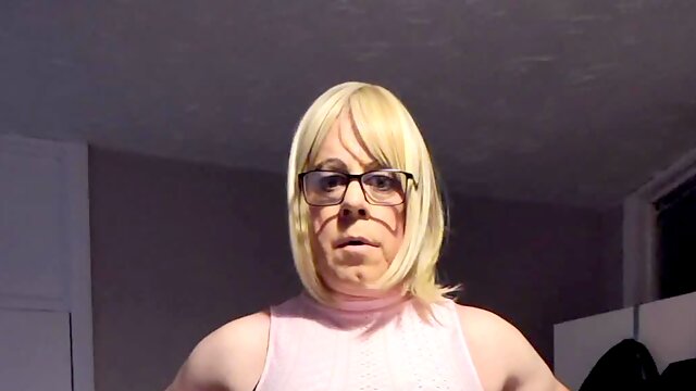 Crossdresser skirt bulge in pink