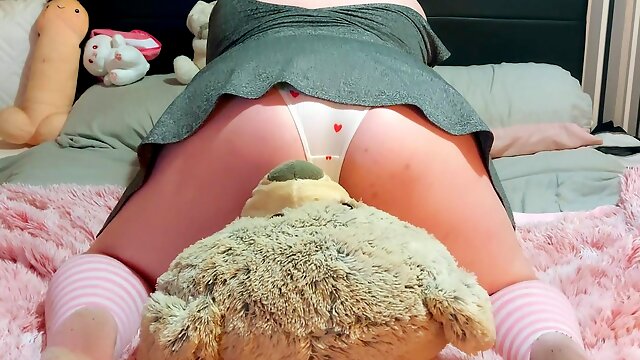 Farting Bbw, Teddy Bear