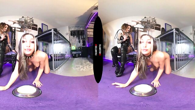 Kinky babes lesdom in vr