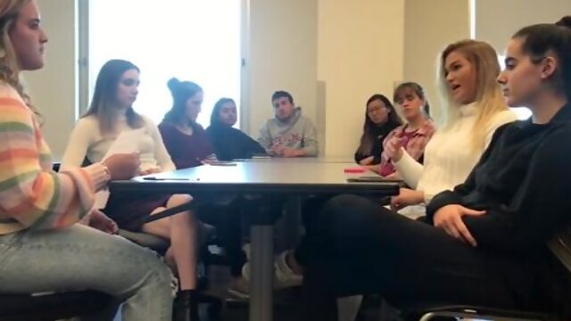 College girl syntribates during focus group