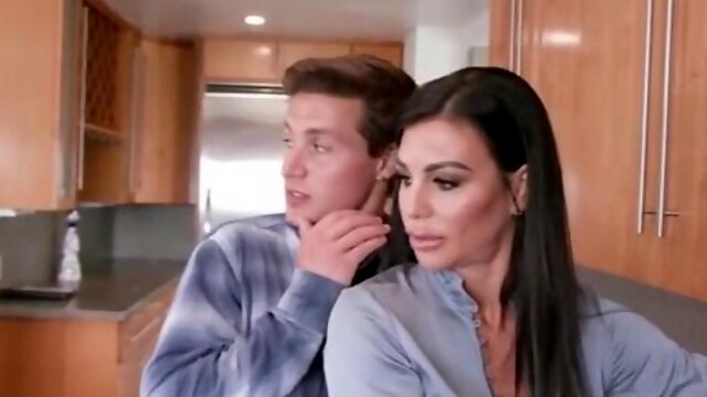 Melissa Lynn Eggs And Bacon Boning