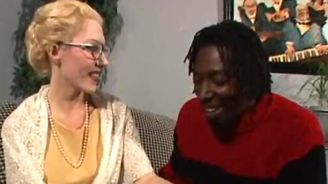 Hot white blonde mature Dalny takes Byrons bbc in her ass.