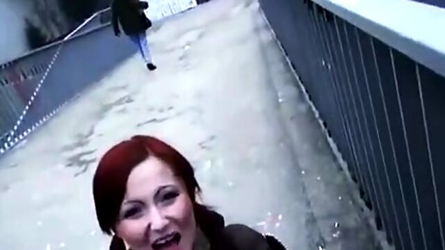 Czech slut Belinda anal ripped for cash