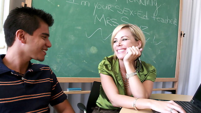 Kayla the afterschool tutor