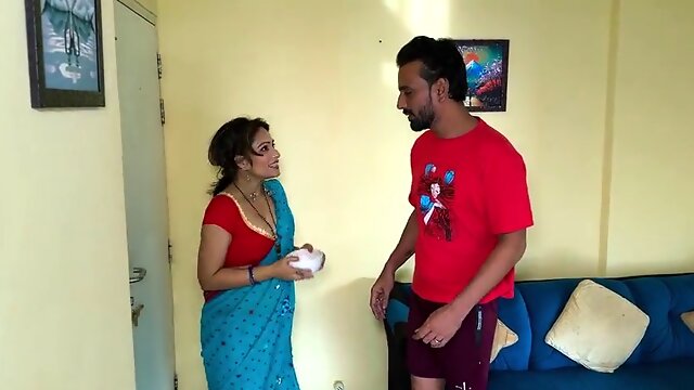 The sister-in-law next door came to ask for sugar