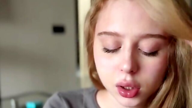 Cute Swallowing Cum