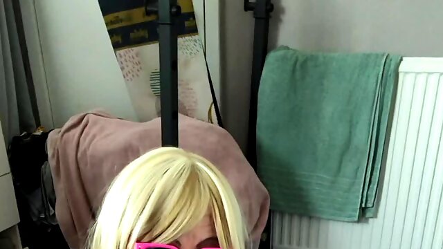 Crossdresser Bbc, Cumshot