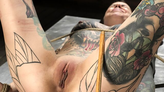 Brutal maledom kinks for tatooed Krysta Kaos