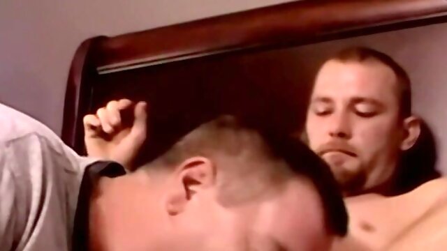 Bearded amateur guy smokes while having his dick blown