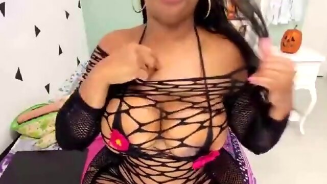 Very Thick Latina Colombian Webcam