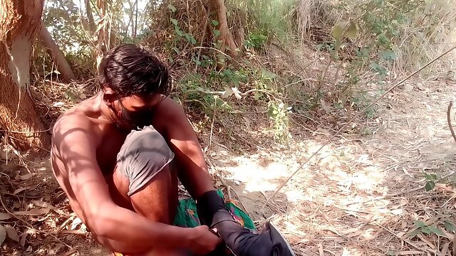 Hotik Rohit jerks loudly in the jungle total hd Hindi queer sex video