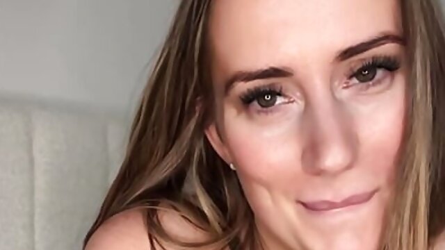 British milf dirty mommy talk asmr joi