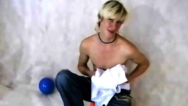 Gay Twink Solo