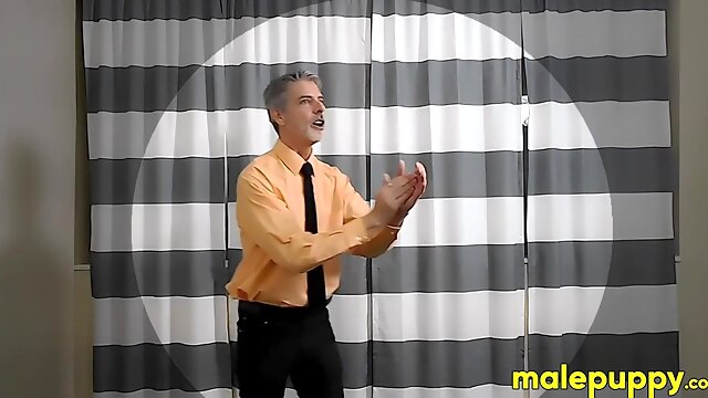 Bossy Toby Springs embarrasses himself during a live date