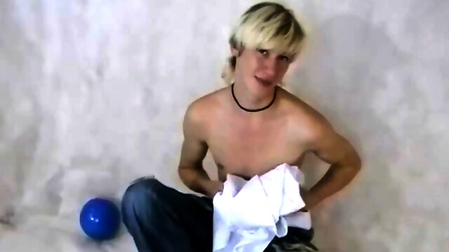 Gay Twink Solo