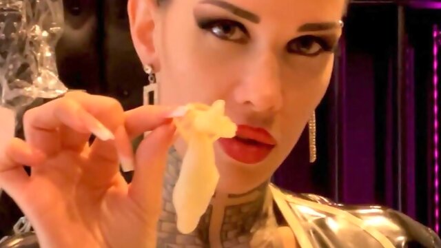 Miss Alessa Milano Sissy Bitch Blowjob StrapOn feed used Condoms  Part 1