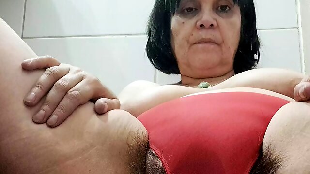 Dirty Mature Whore, Mommy Hairy Pussy, Dirty Panties, Chilean, Homemade, Stepmom