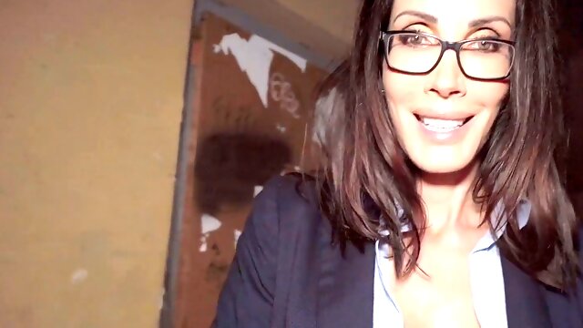 Shaysight & Martin Gun give deepthroat pov BJ in public tutors office