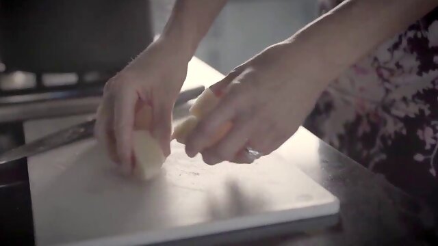 India Summer & Charles Dera let Elsa Jean join in on a steamy pussy pounding