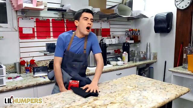 Curvy Milfs Dana Dearmond & Layton Benton Sharing Big Cock In a FFM Threesome