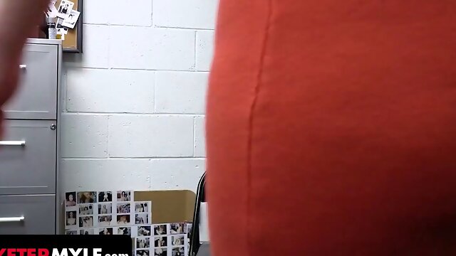 Big Titted Cougar Thief Comply With Lp Officer Demands To Get Out Of Trouble