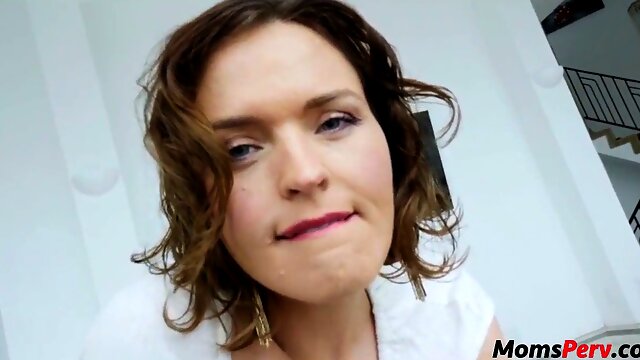 Possessive son wants mummy only for him - omg!