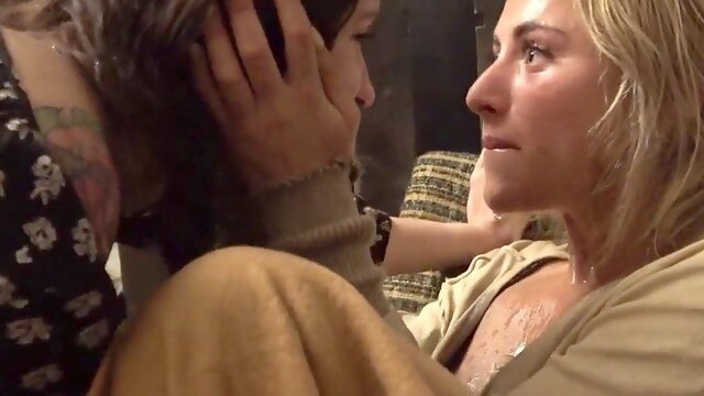 Kinky MILF Teaching Teen Girls