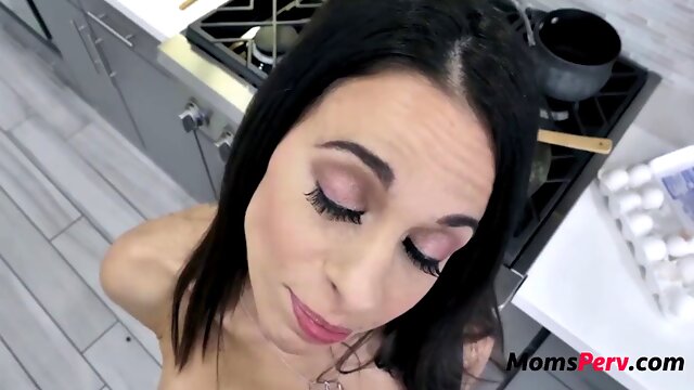 Breakfast and MOMs MILK