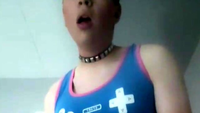 Trans stunner wants their choker violated