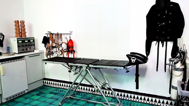CIMA black and ebony