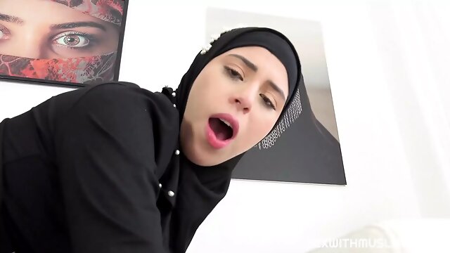 Hijab, Cleaning Lady, Cute, Arab, MILF, Dogging