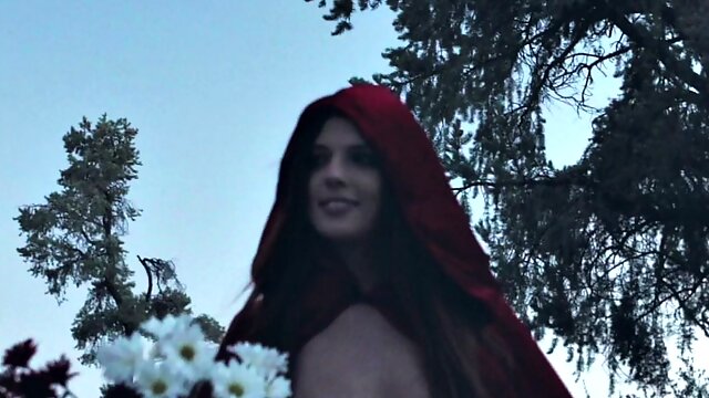 Scarlett Mae - Red Riding Hood