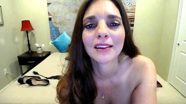 Big-boobied MILF goes starring in her own webcam porn show