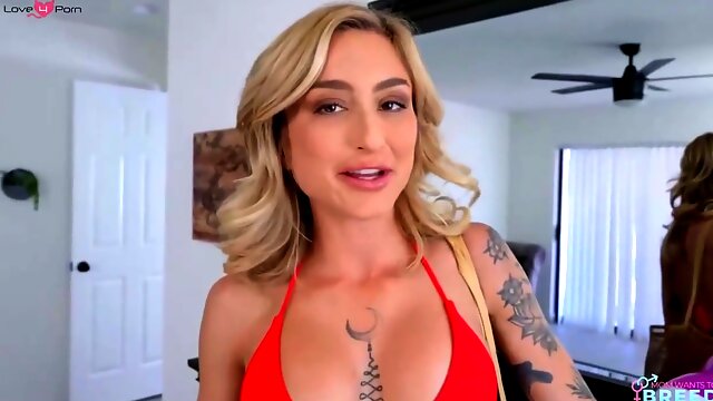 Lovely Blonde Vixen Crazy