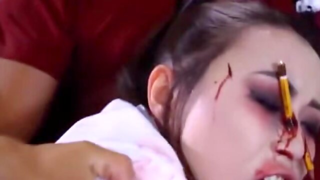 Yiming Curiosity - Zombie Teen 18+ Halloween Double Team