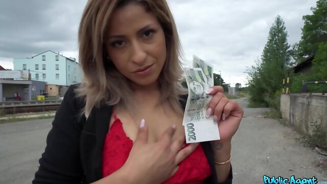 Gorgeous cougar Africa Danger heart-stopping xxx video