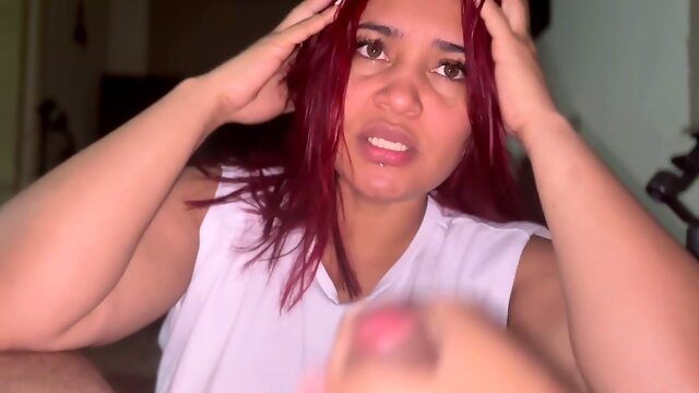 Latina amateur redhead from Colombia gives passionate blowjob in homemade video