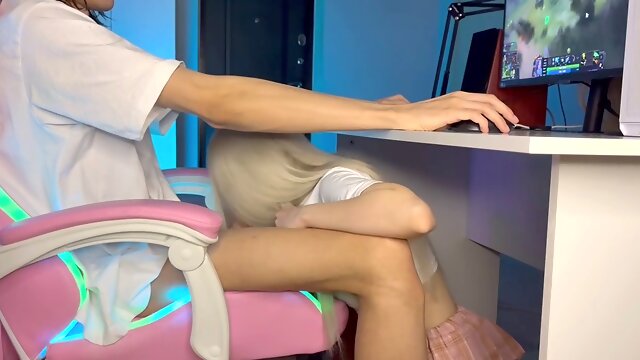 My stepsister gives me a deepthroat surprise under the table as I play Dota 2