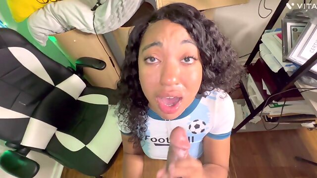Coworker fucks tight teen pussy, roommate gets BBC blowjob in return