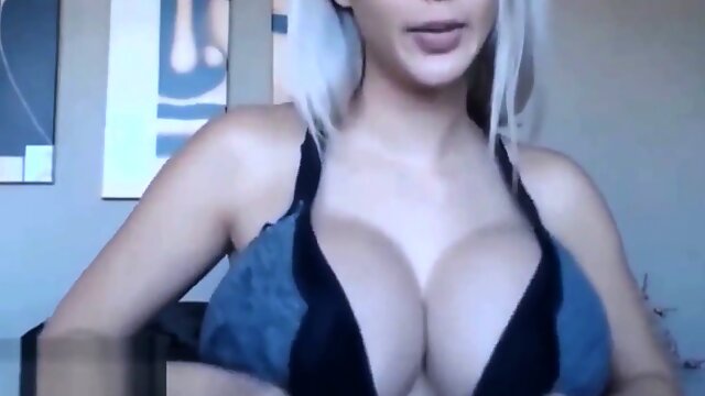 Mature brunette uses sex toys during solo play