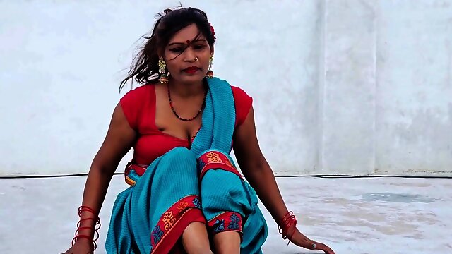 Desi aunty and young devar bhabhi indulge in steamy Tamil sex adventures