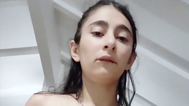 Alone with stepsister: No holding back with hot Latina Sami CJS