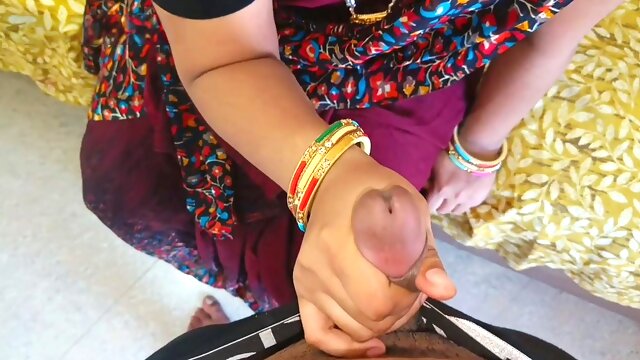 Indian wife enjoys desi sex in Indian style