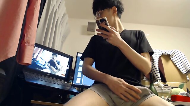 Cute Japanese guy pleasuring himself on cam