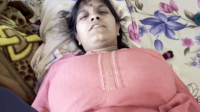 Charming teen explores mouth fetish and enjoys orgasm control