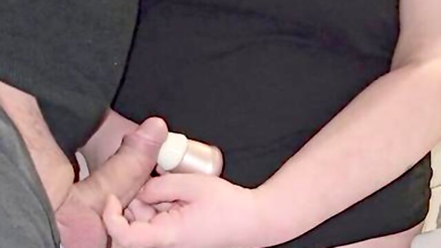 Mutual climax countdown: Horny teens pleasure each other to the finish line