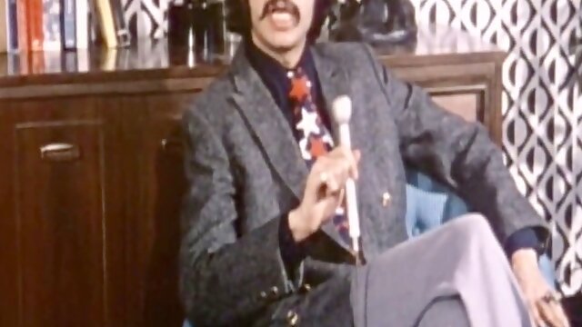 Retro blowjob frenzy with hairy babes